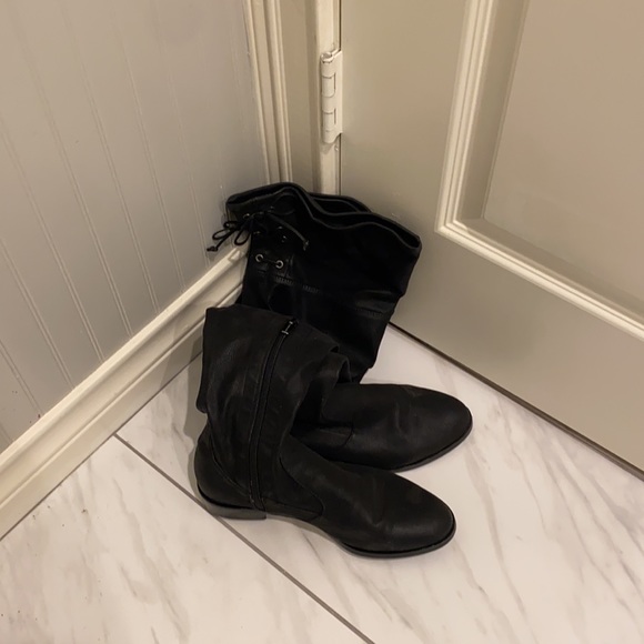 Over the knee black boots - Picture 4 of 7